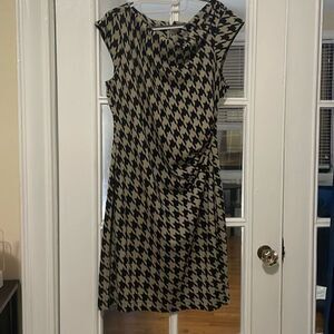 New York Julian Taylor black beige office dress size 16